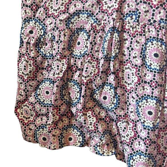 LOFT Floral Print Sleeveless Top Blouse Medallion Casual Boho - Picture 2 of 5